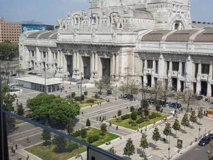Ih Hotels Milano Centrale Guest House Exterior foto