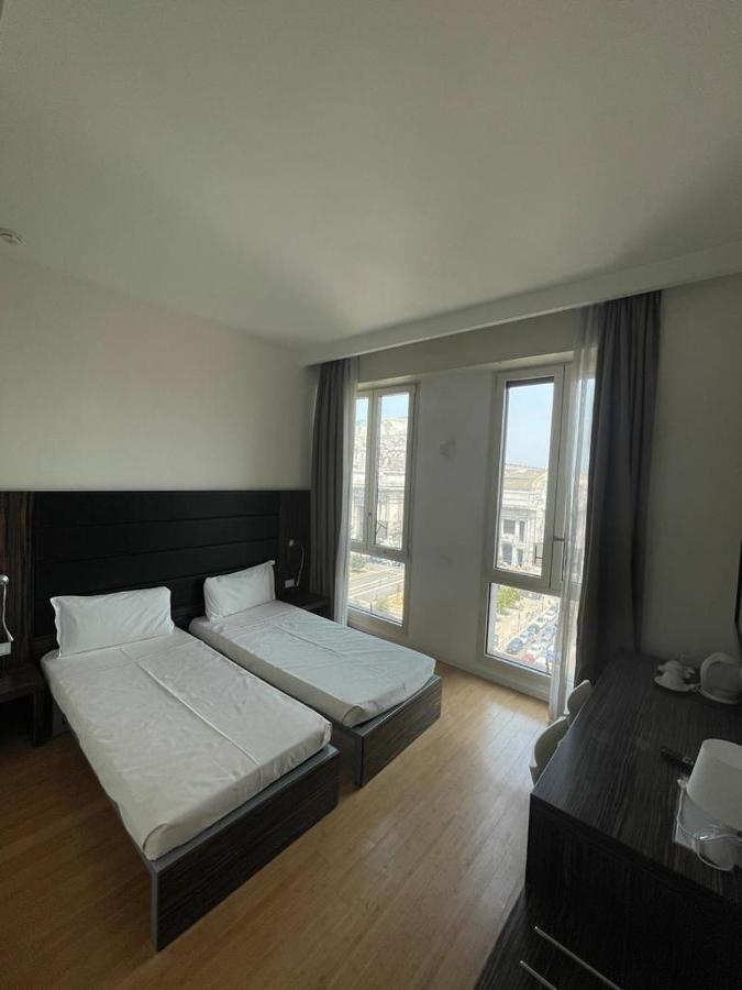 Ih Hotels Milano Centrale Guest House Exterior foto