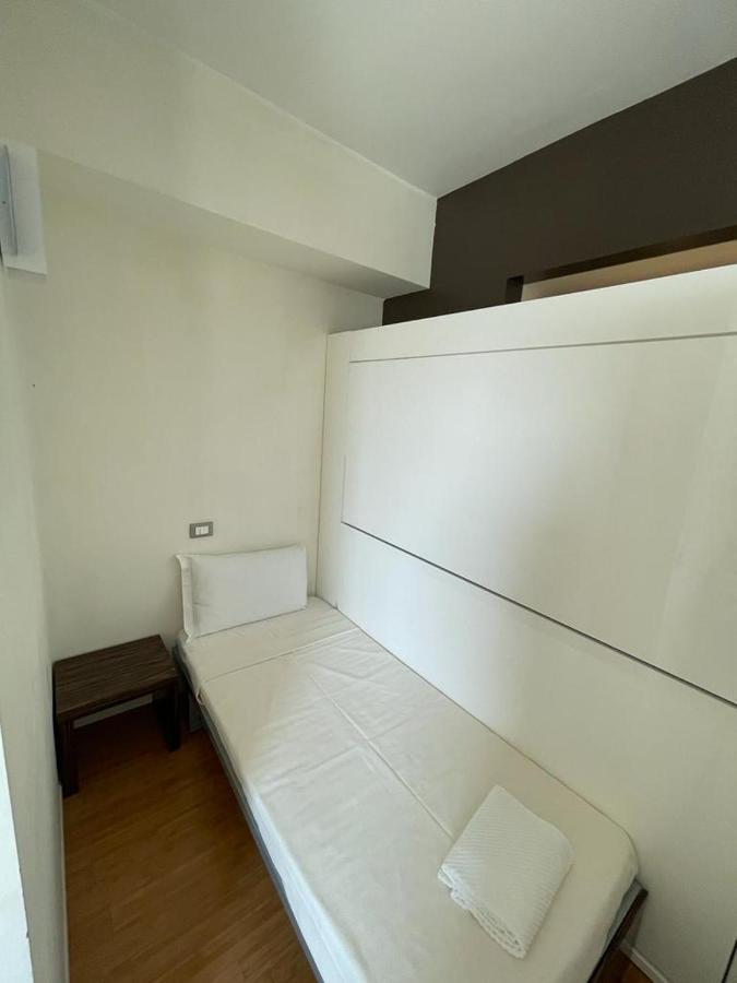 Ih Hotels Milano Centrale Guest House Exterior foto